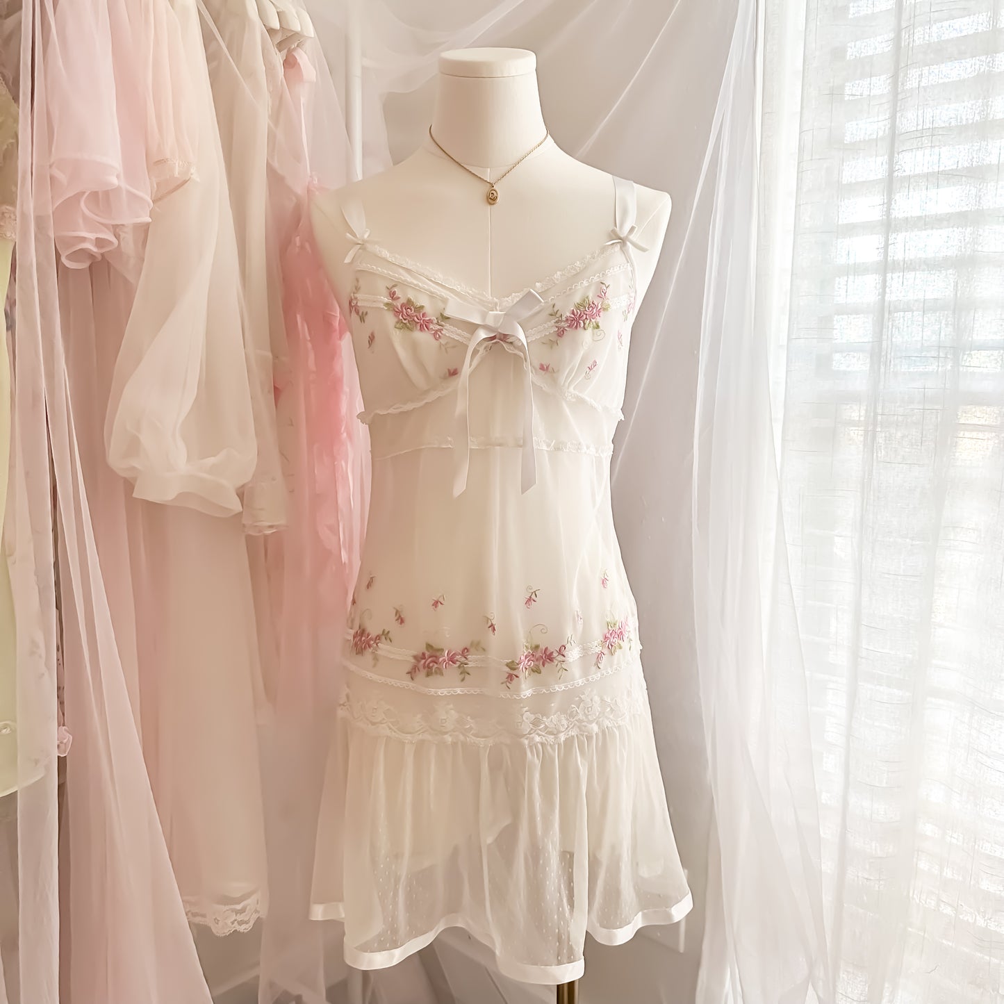 Lullaby Lace Babydoll with Rosébuds