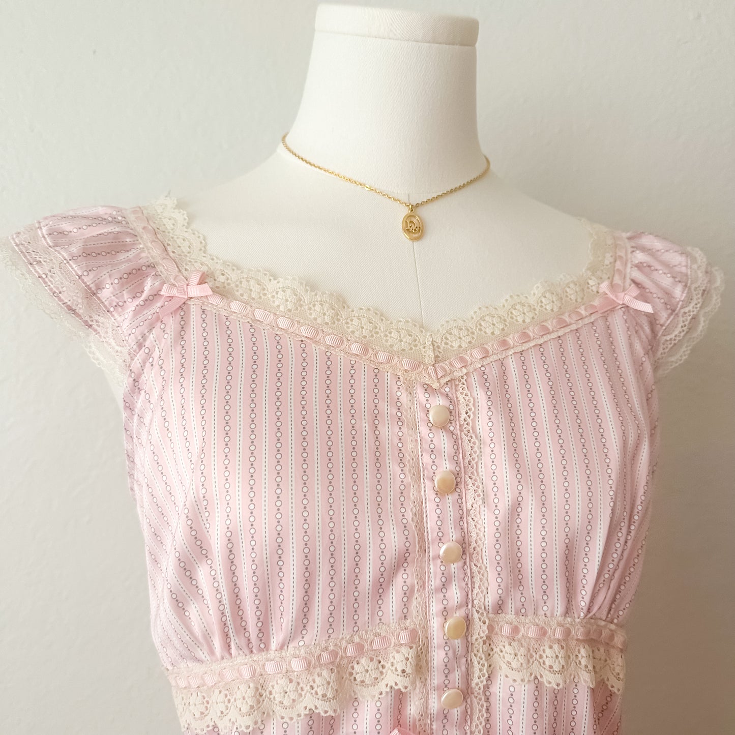 Lace Petal Stripe Blouse