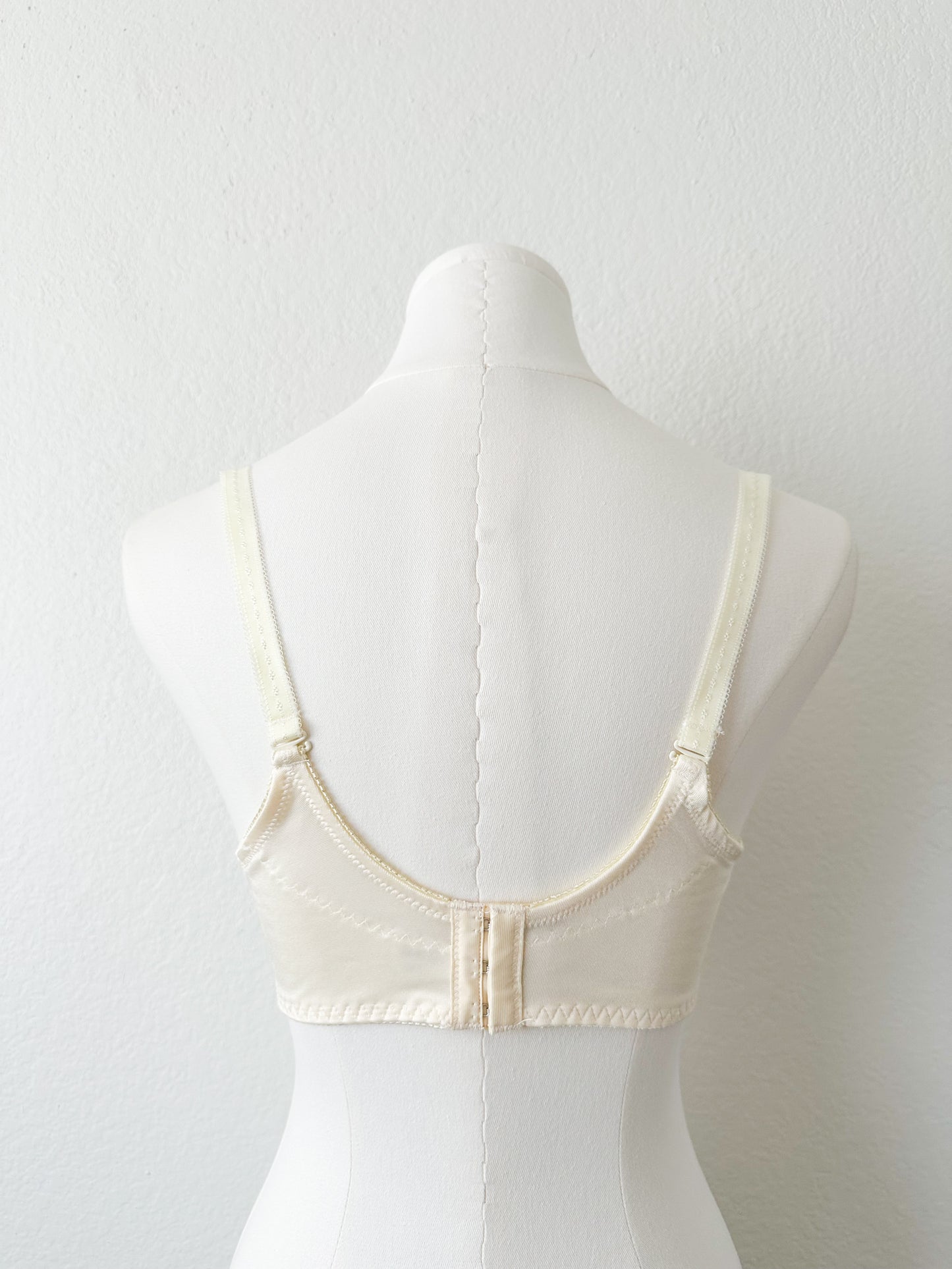 Butter Cream Soft Bra Set 36A