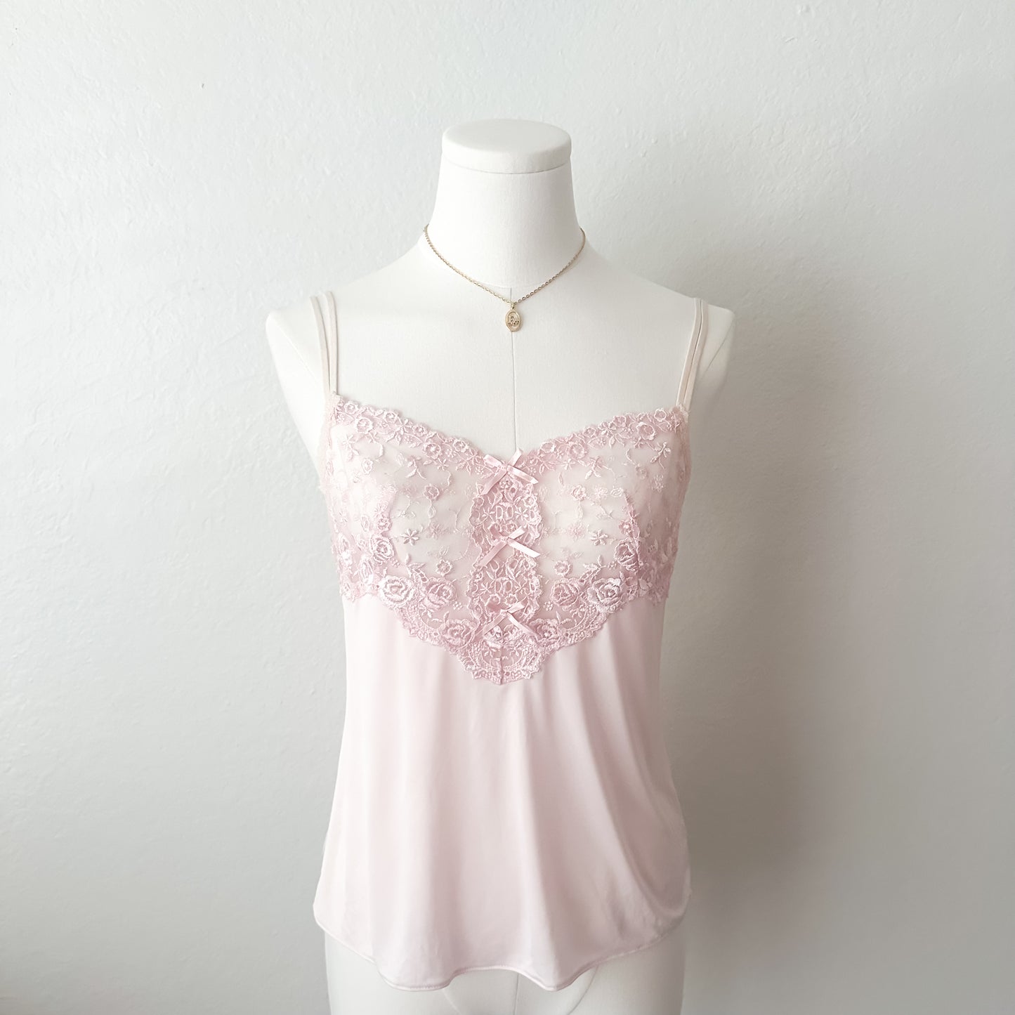 Rosé Etude Embroidery Camisole