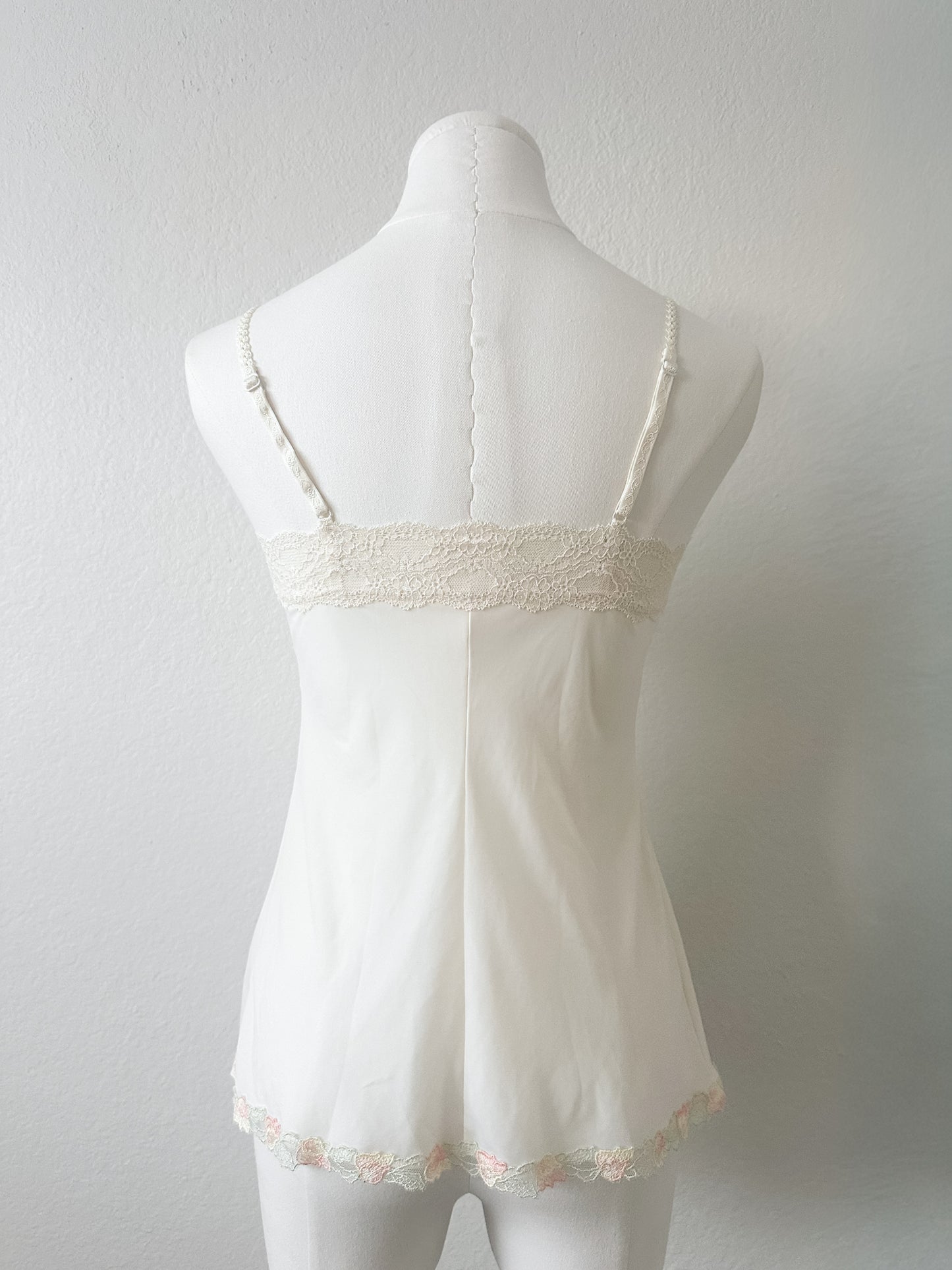 Cream Medow Bloom Camisole