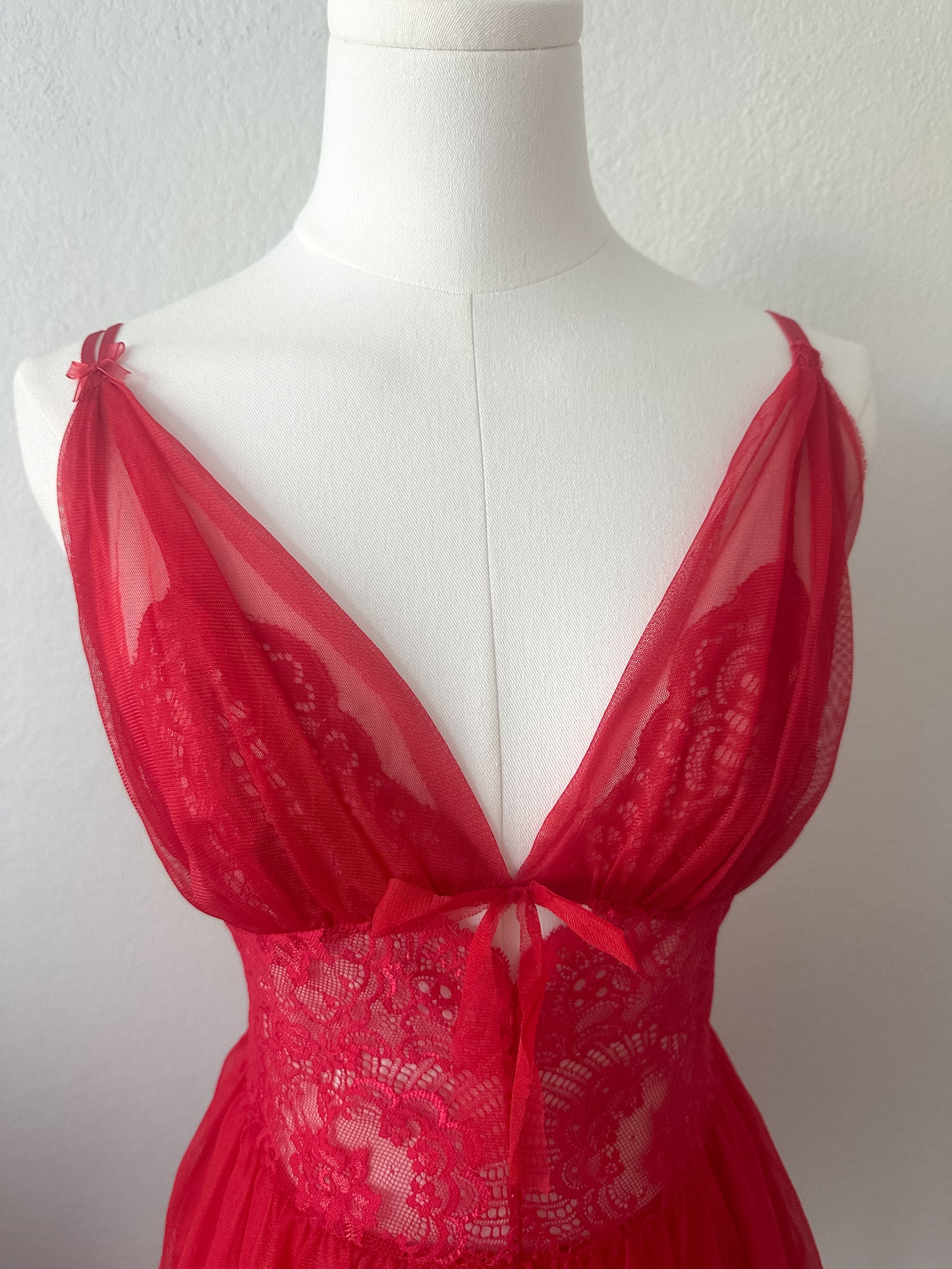 Eblin Crimson Veil Slip