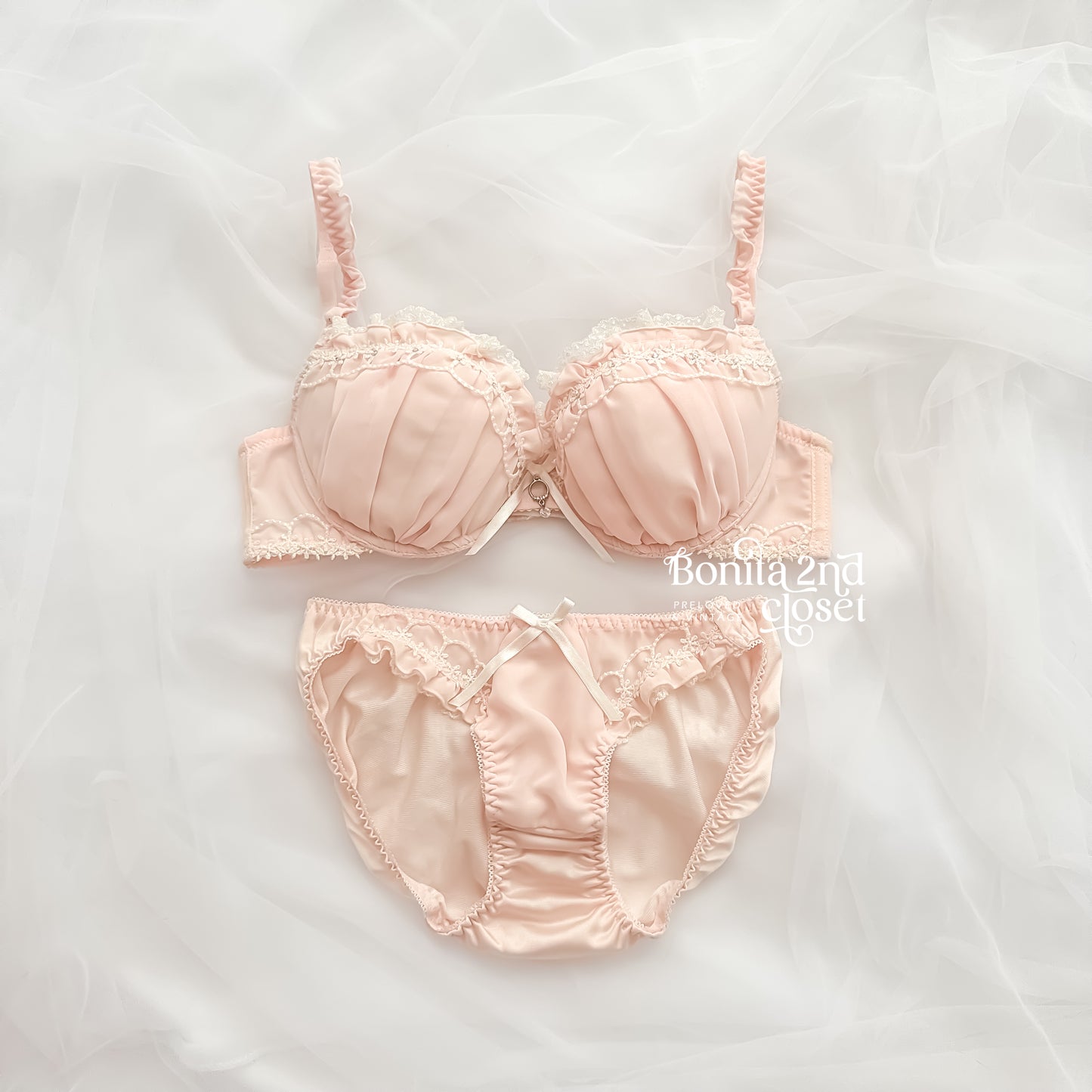 Japanese Rose Puff Cream Bra Set 34B