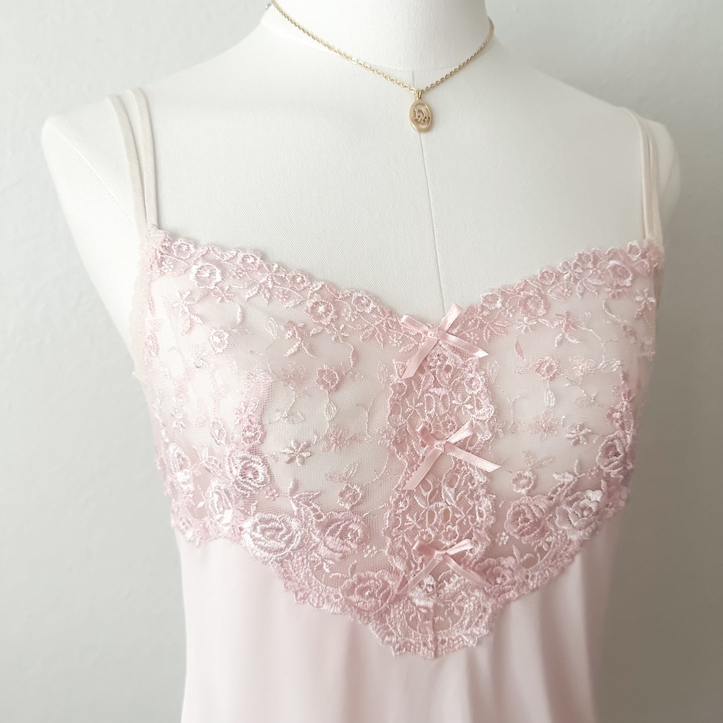 Rosé Etude Embroidery Camisole