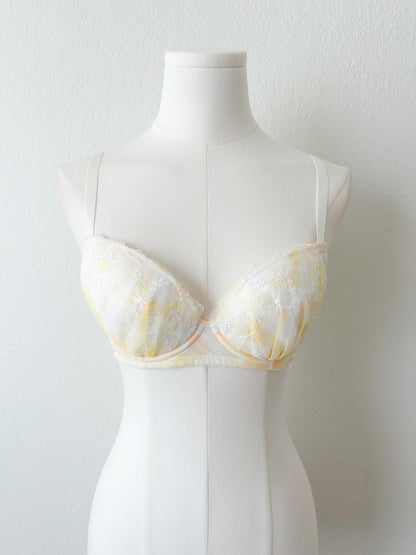Vanilla Daisy Lace Bra 32C