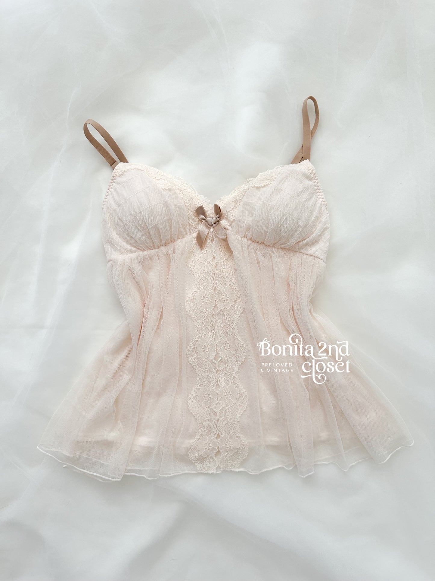 Vanilla Lace Lounge Set