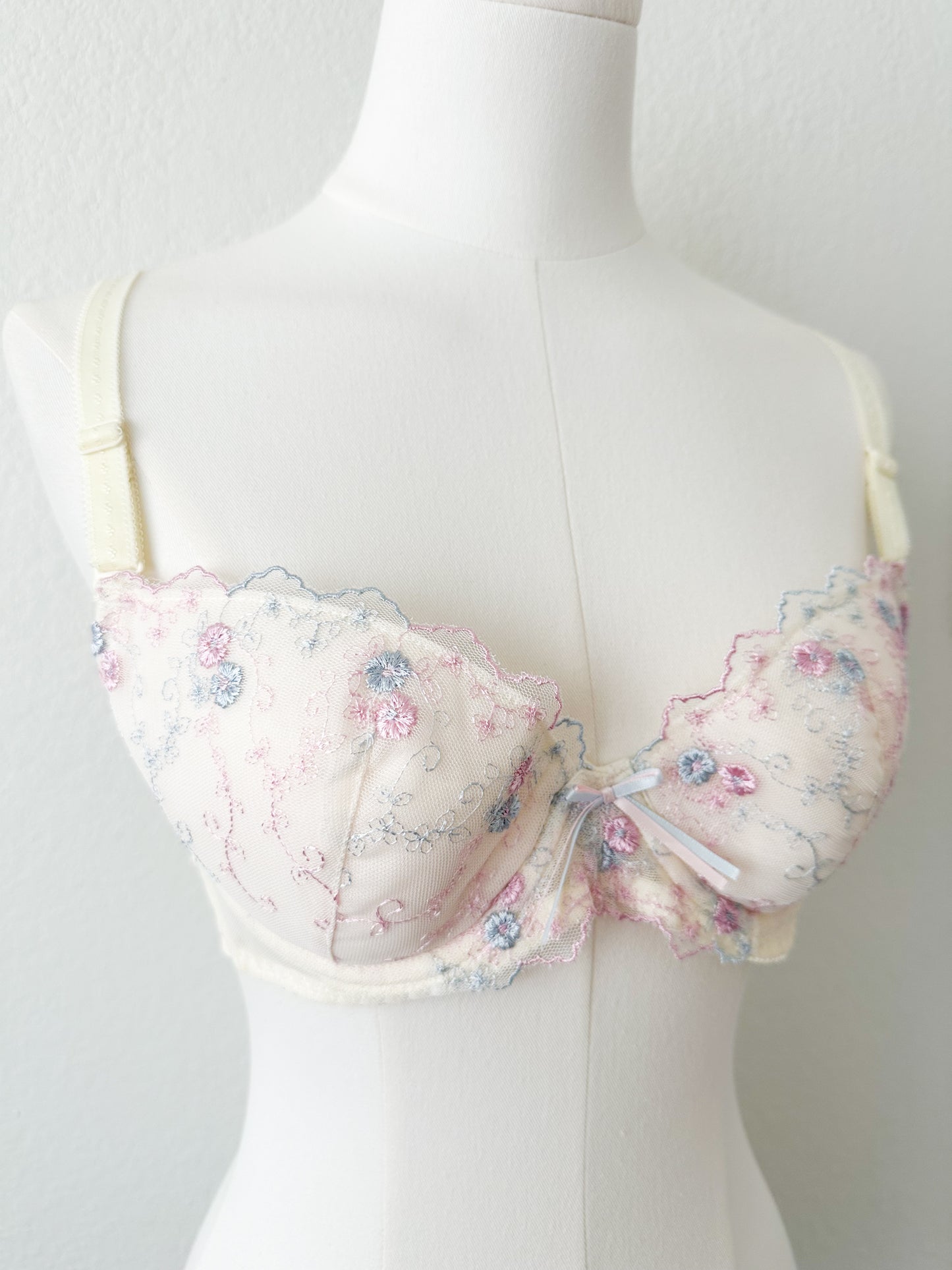 Butter Cream Soft Bra Set 36A