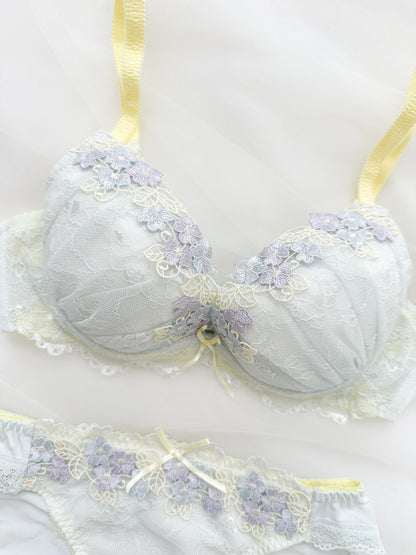Lilac Sky Lace Bra Set