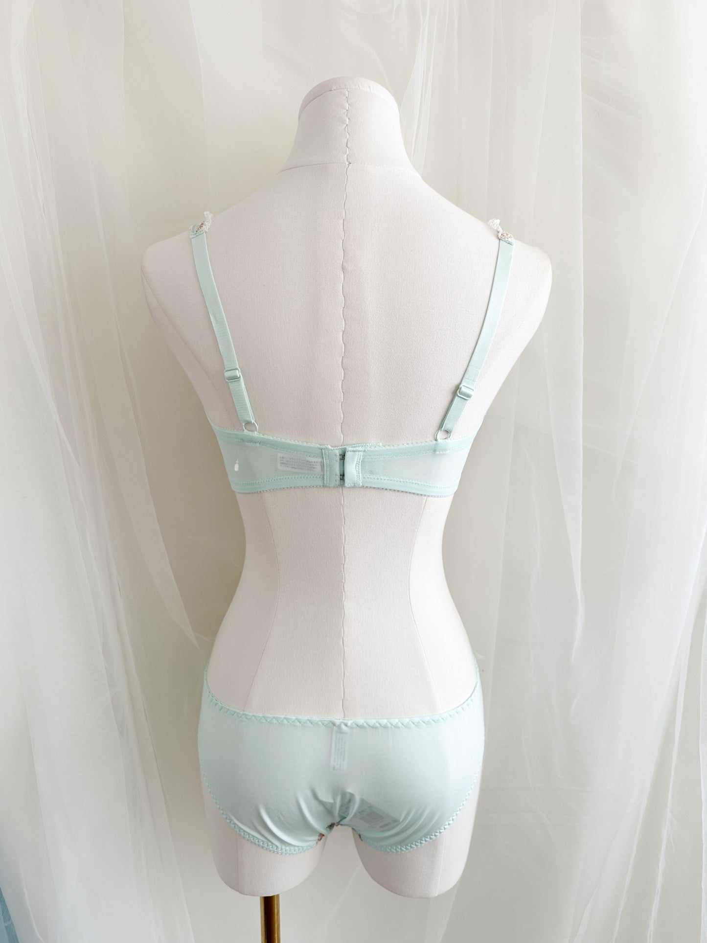Rosalie Lace-Up Bra Set 34D