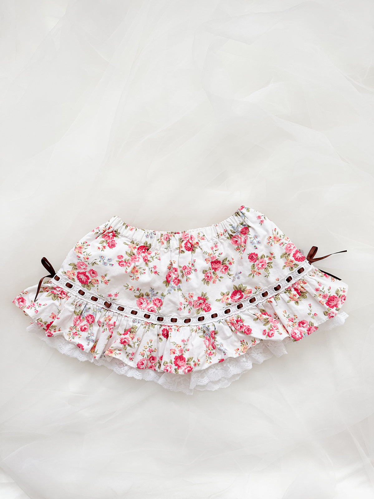 Ribbon Rose Sukapan Mini Skirt