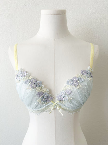 Lilac Sky Lace Bra Set