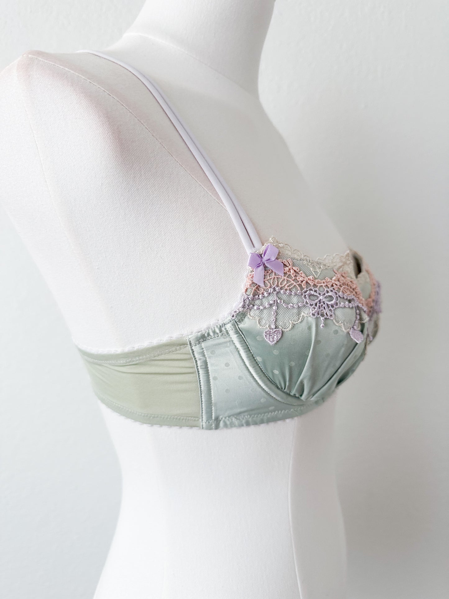 Mint Embroidery Bra 32A - 34AA