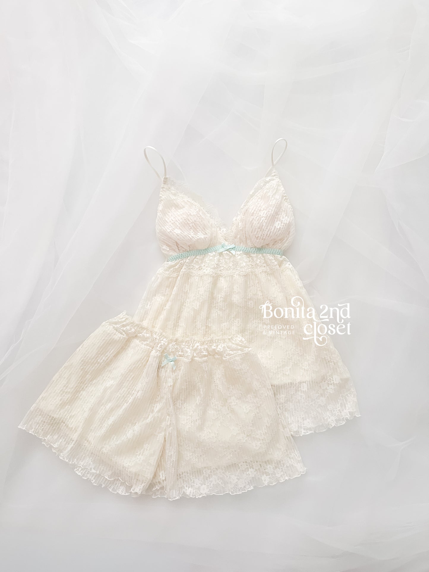 Milk Cream Lace Dream Set