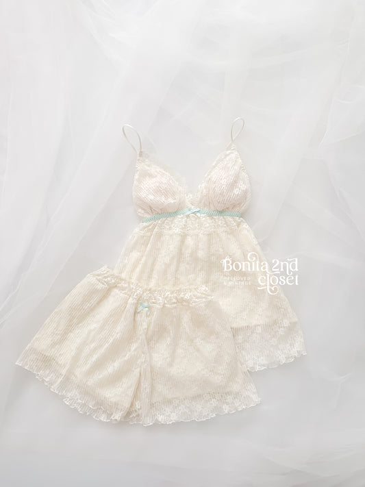 Milk Cream Lace Dream Set