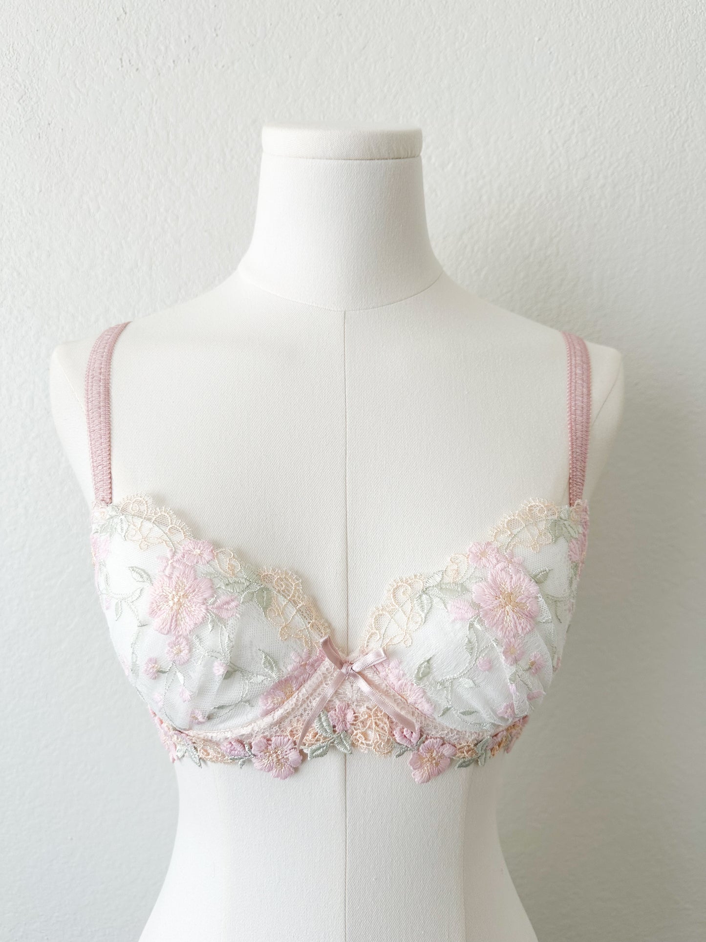 Blush Petal Lace Bra Set