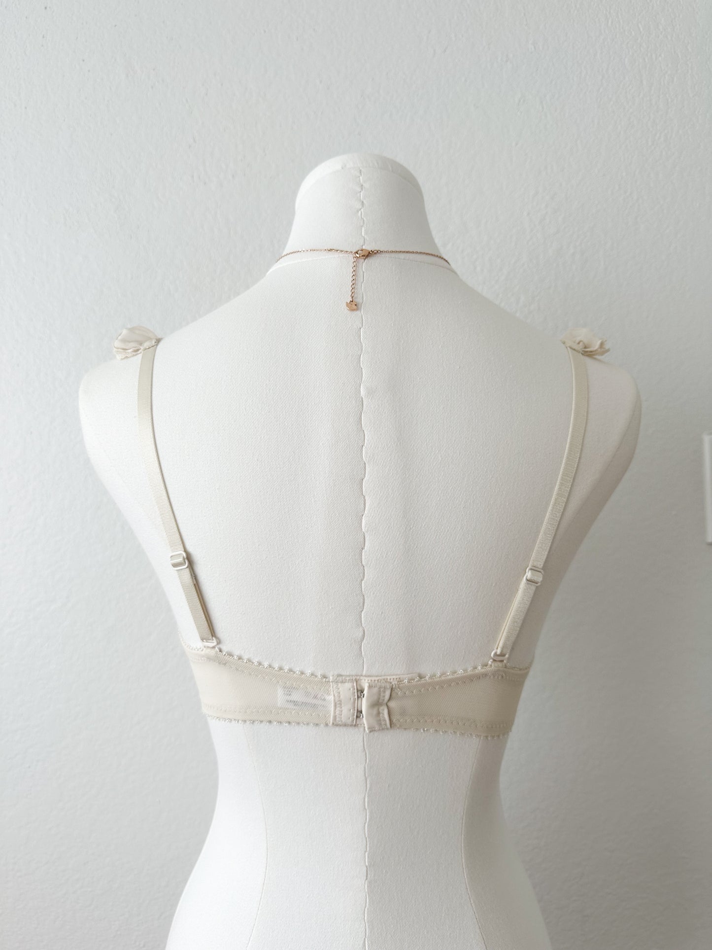 Angel Rosette Bra 32C