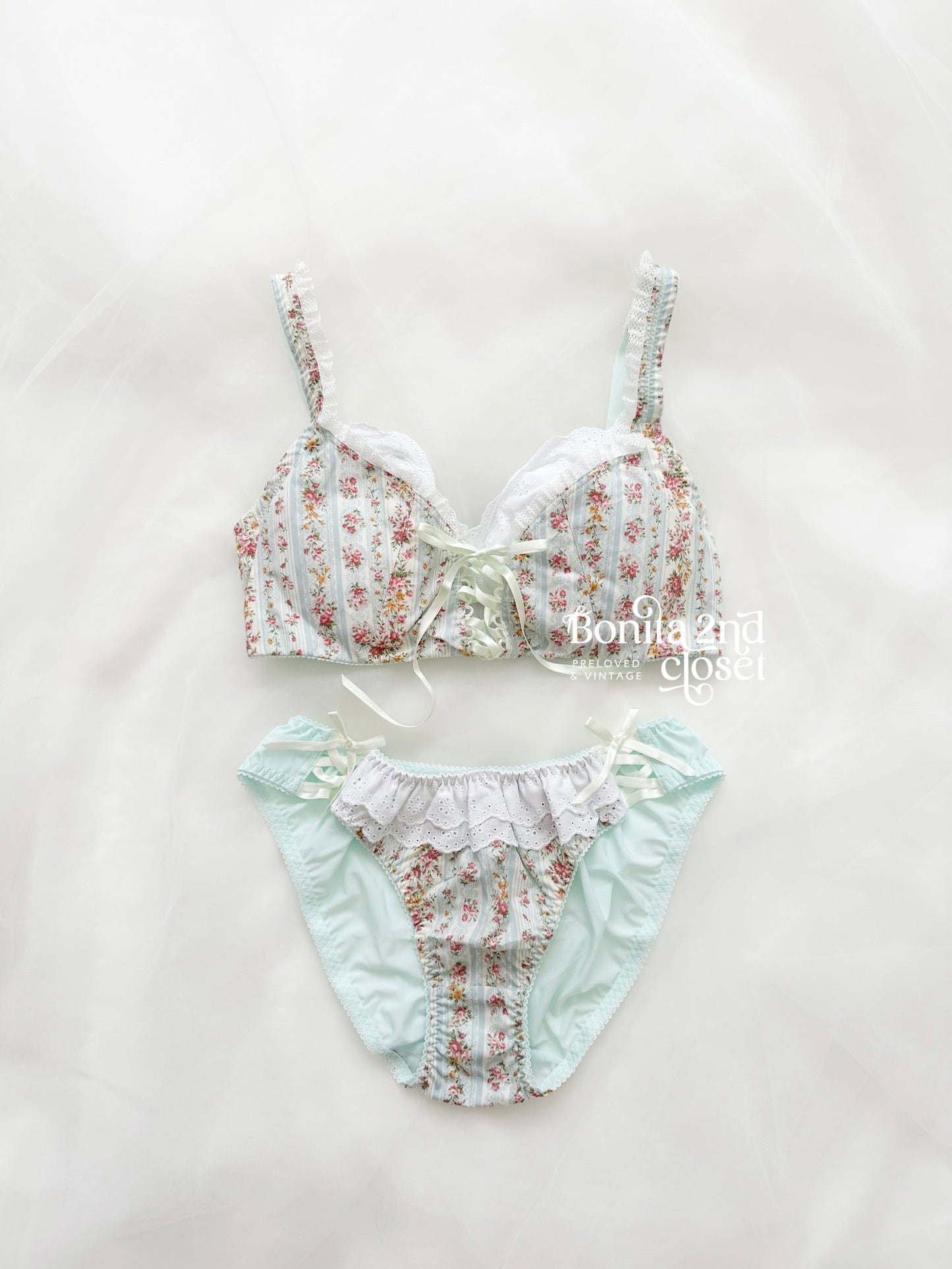 Rosalie Lace-Up Bra Set 34D