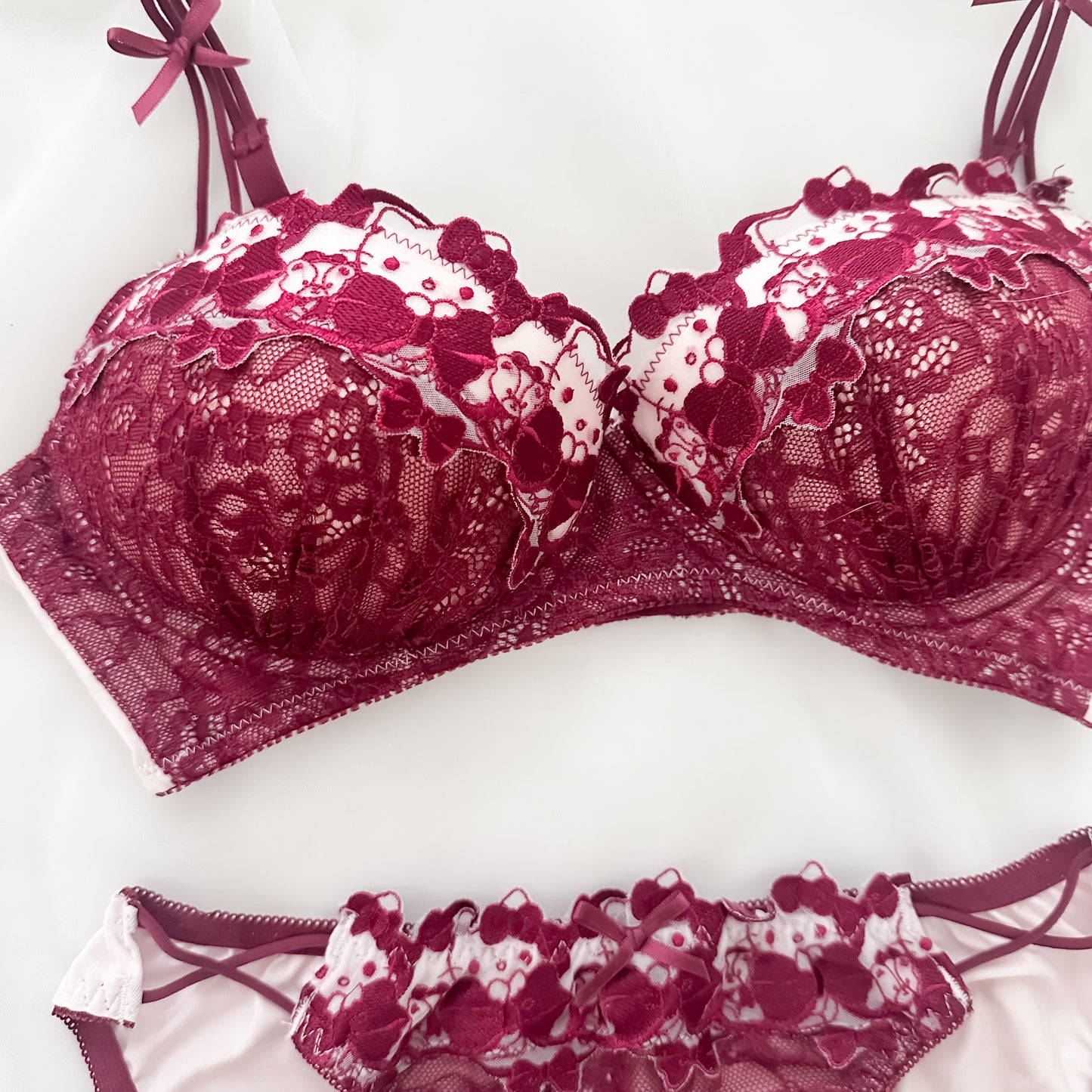 Hello Kitty cherry lace bra set