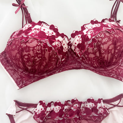 Hello Kitty cherry lace bra set