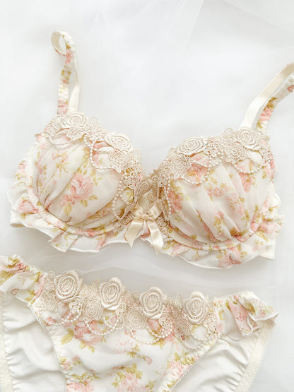 Vanilla Petals Bra Set 30A