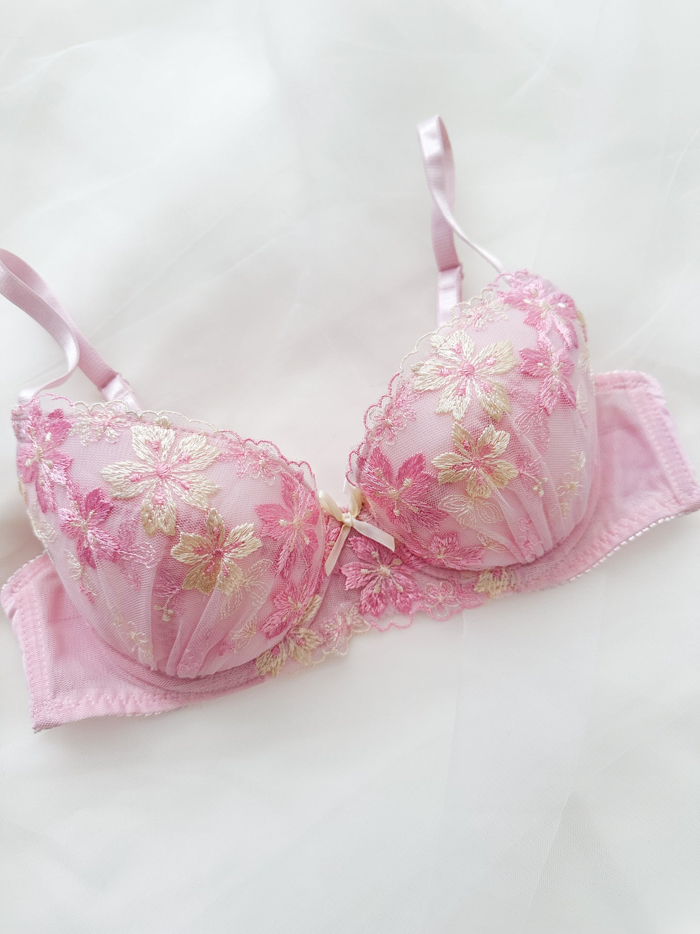 Sakura Embroidery Lace Bra 32B