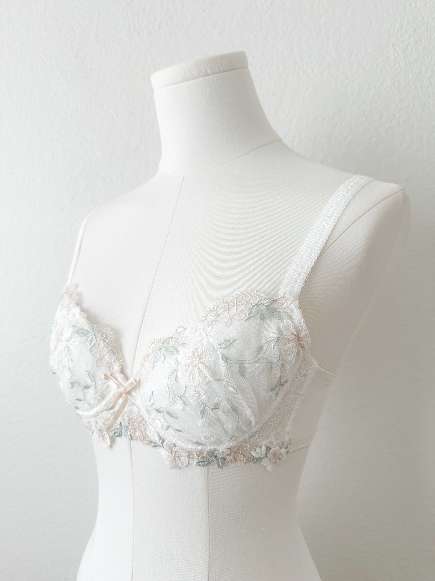 Soft Meadow Embroidery Bra Set