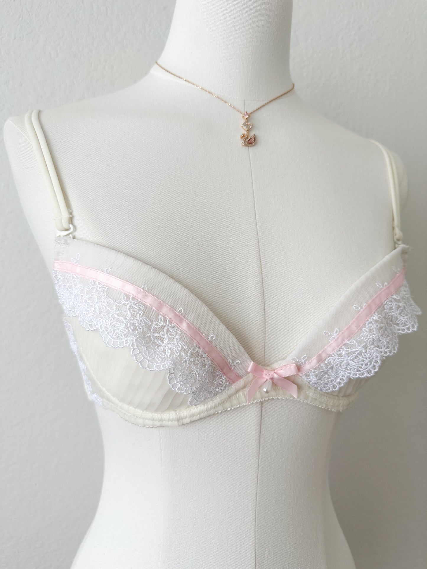 Pink Chantilly Bra 30B