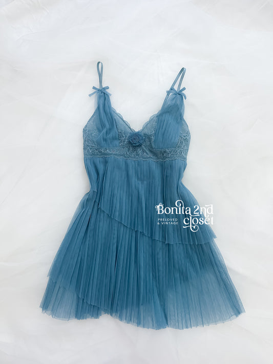 Eblin Siren Pleated Slip