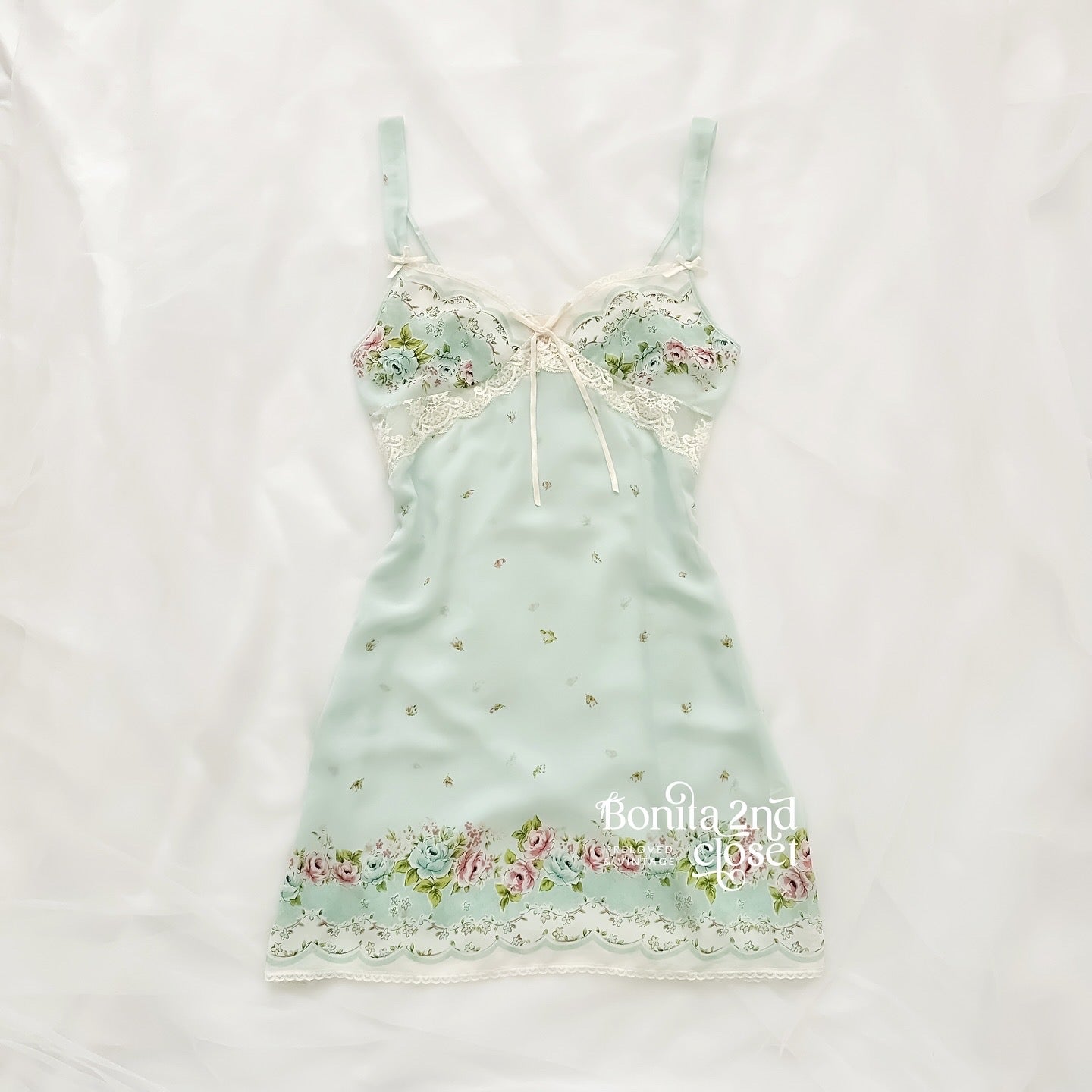 Rare find Spring Chantilly Fairy Slip