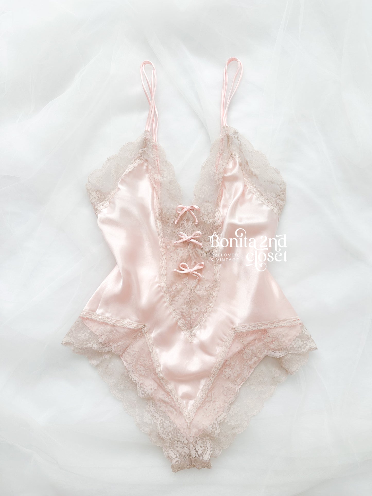 Vintage Blush Ribbon Teddy