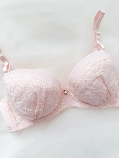 Daisy Bloom Bra 34B & 36A