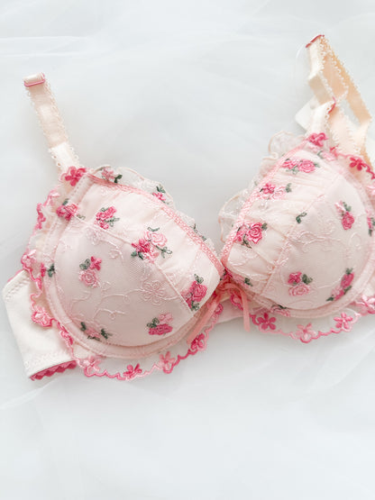 Rosebud Embroidery Bra 32A