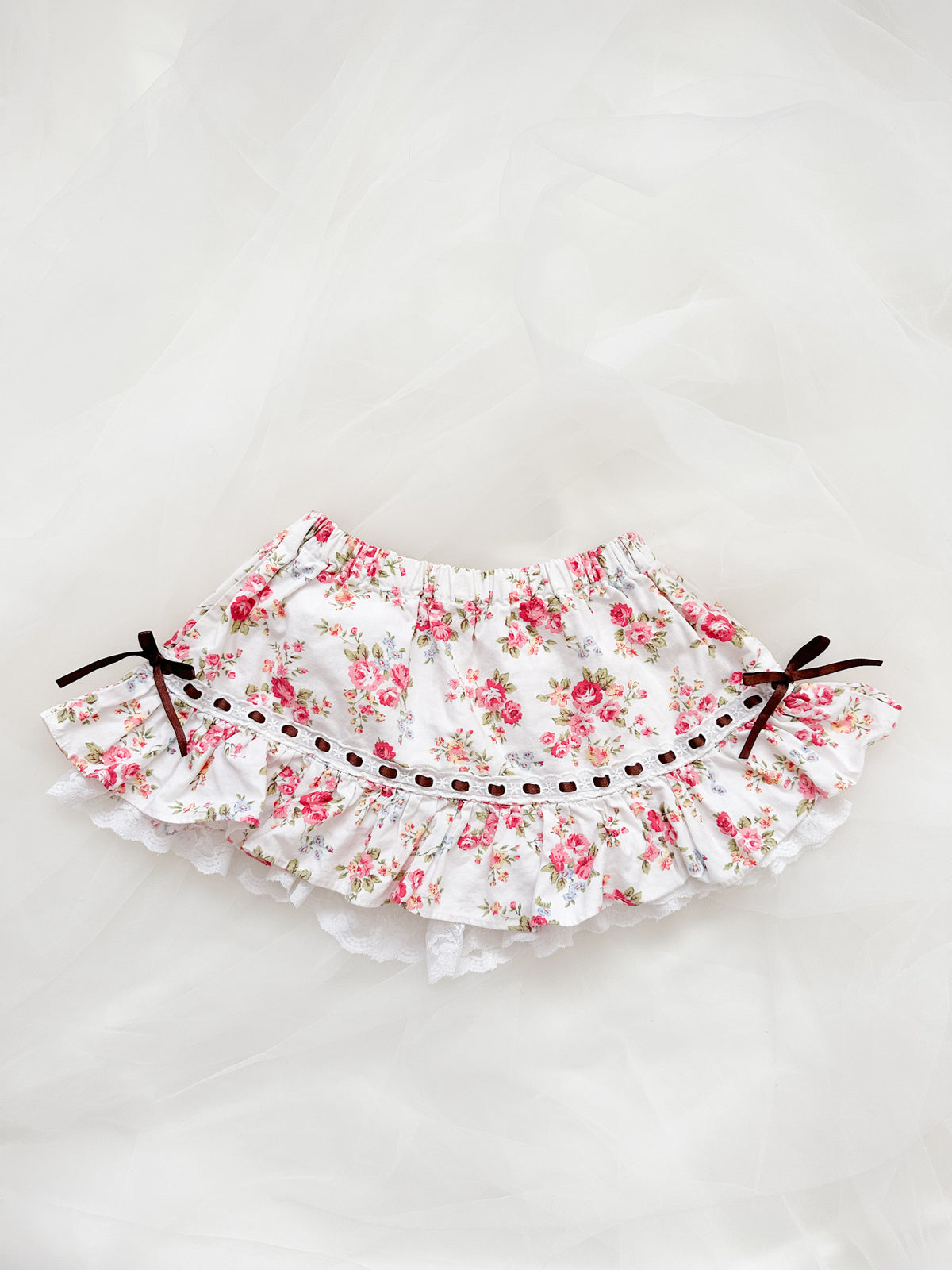 Ribbon Rose Sukapan Mini Skirt
